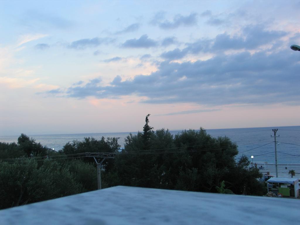 Hotel Ionian Dhërmi 외부 사진